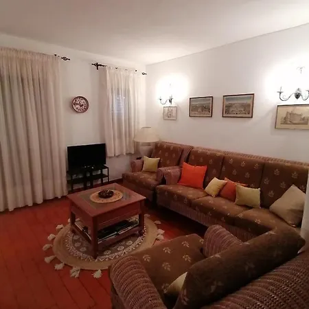 Villa 88 *